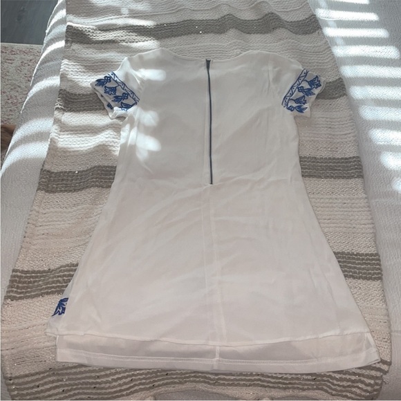 Tale to Tell Blue and Ivory Shift dress - Picture 6 of 6